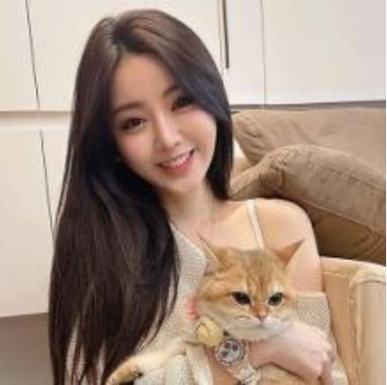 Lounge(渡辺 りさ)2